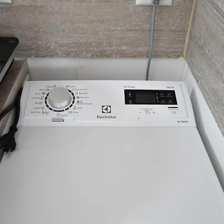 Revalia T1 Airport-bus Station * Reval