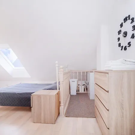 Revalia T1 Airport-bus Station Reval