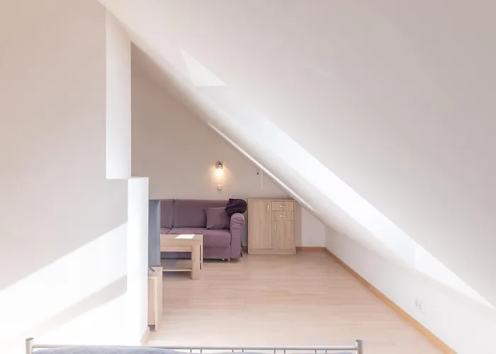 Revalia T1 Airport-bus Station * タリン