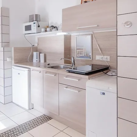 Revalia T1 Airport-bus Station