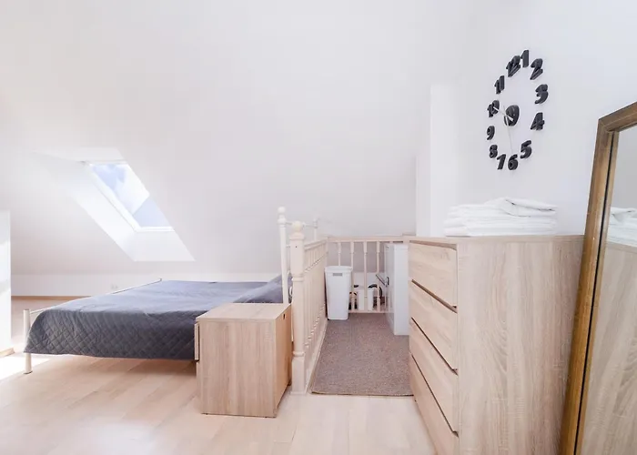 Revalia T1 Airport-bus Station Ταλίν